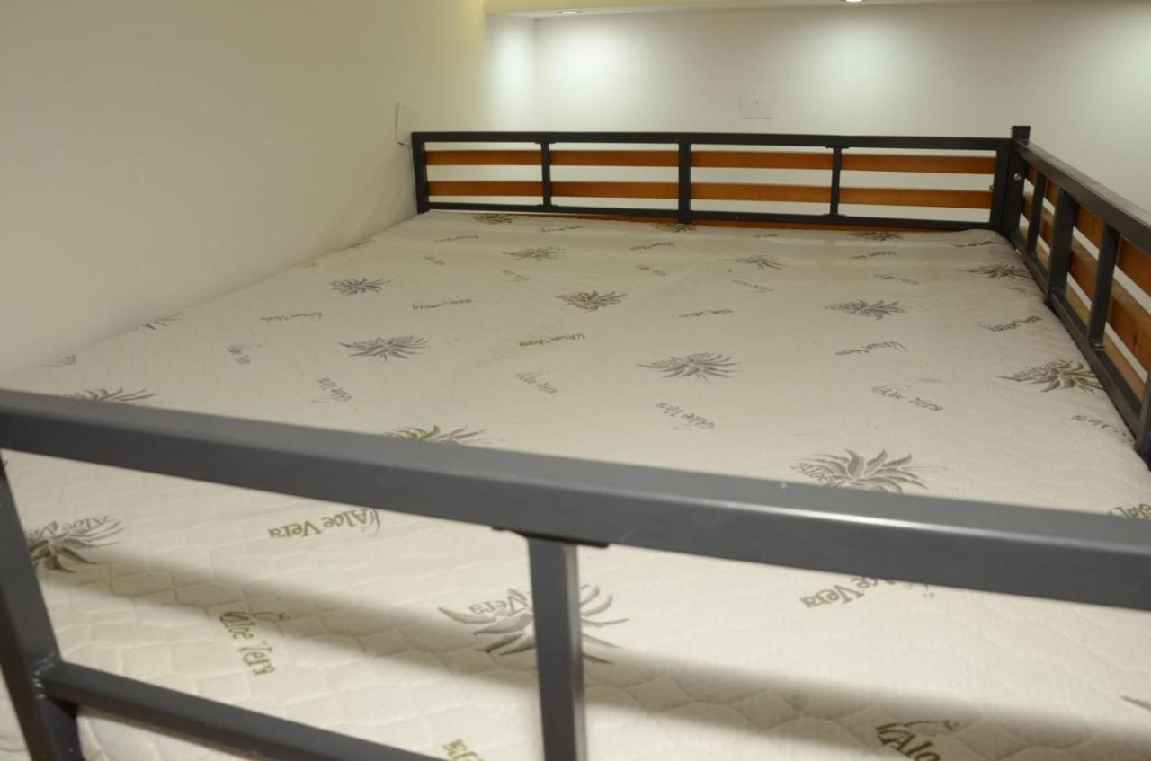 Apartman Djura Belgrado Esterno foto